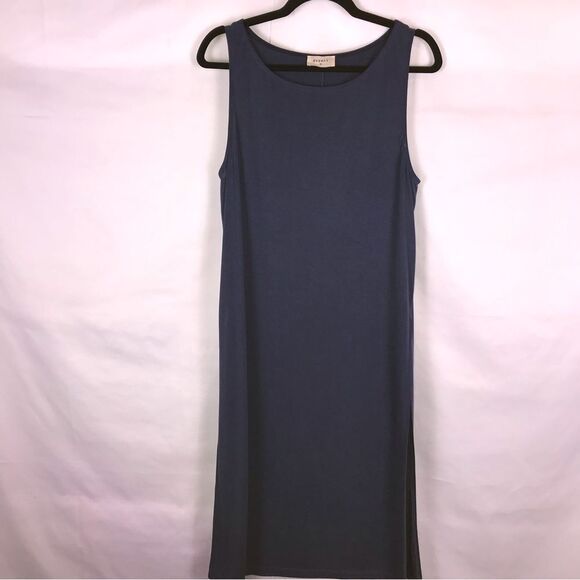 Everly Side Slit Tunic - Picture 1 of 6